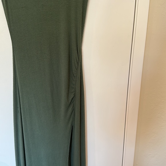 One of a kind adorable midi dress - Picture 3 of 4